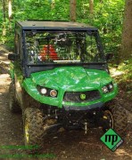 John-Deere-XUV-550-GATOR-DFK-Cab-kit-4-1